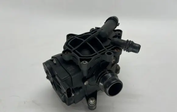 BMW 1 F20 F21 Thermostat/thermostat housing 7644811