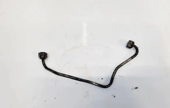 Volkswagen PASSAT B3 Fuel line pipe