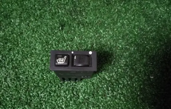 BMW 5 E39 Seat heating switch 61318352259 03055000 459500