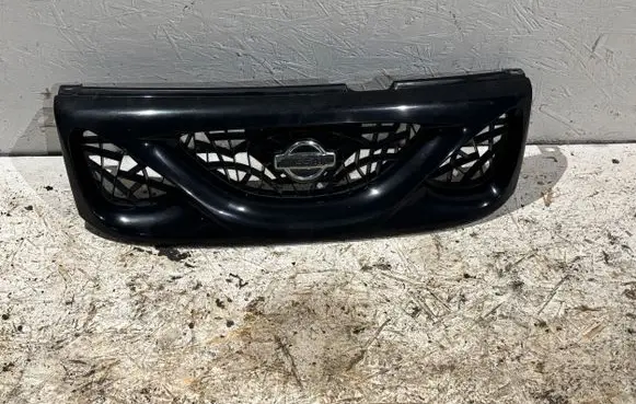 Nissan Terrano Front bumper upper radiator grill