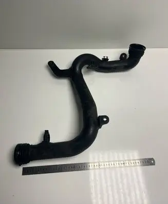 Volkswagen Golf V Intercooler hose/pipe 1K0145762