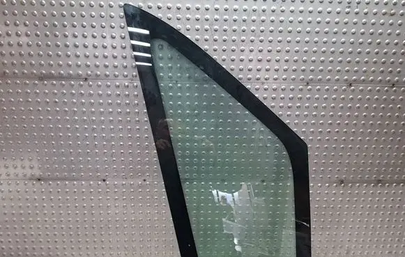 Fiat Ducato Front door window glass four-door S26337616 1363017080