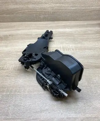 BMW 3 E90 E91 Front door lock 7202146