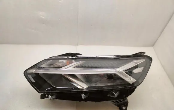 Dacia Sandero III Headlight/headlamp