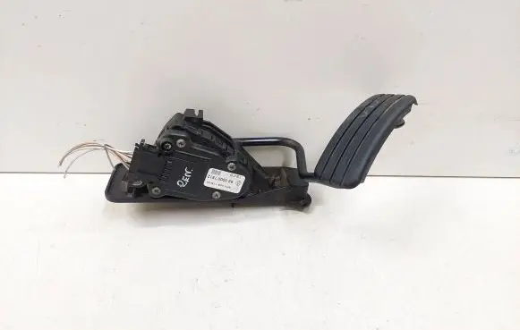 Renault Espace - Grand espace IV Accelerator throttle pedal 8200007512 6PV00811922 8200104482