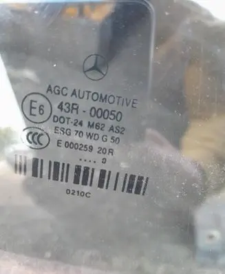 Mercedes-Benz E A207 Front door window/glass (coupe) 