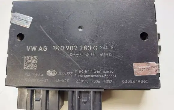 Volkswagen Tiguan Tow bar trailer control unit/module 1K0907383G