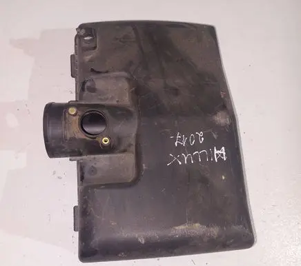 Toyota Hilux (AN120, AN130) Air filter box cover 