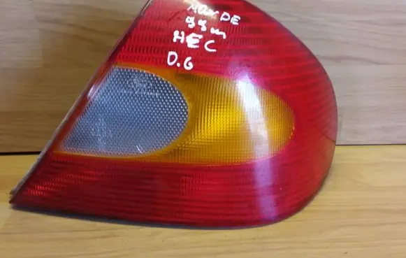 Ford Mondeo Mk III Rear/tail lights 96BG13A602