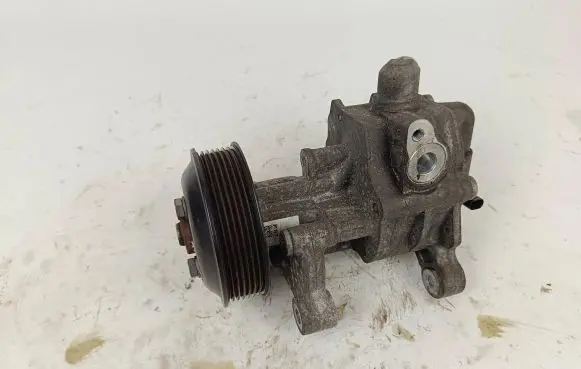 BMW X5 E70 Power steering pump 679645602 14656