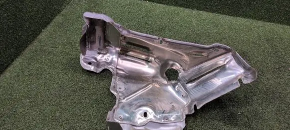 Peugeot 3008 II Exhaust heat shield 98187Z01