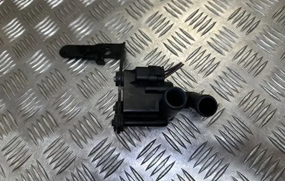 Volkswagen Tiguan Electric auxiliary coolant/water pump 5N0965561