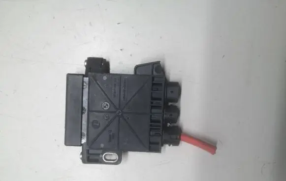 BMW 5 F10 F11 Current control relay 9153418 78435010