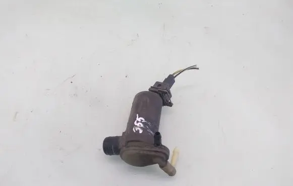 Ford Fiesta Windscreen/windshield washer pump 2S6T17K624BA