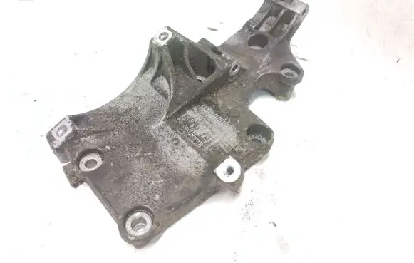 Seat Altea Generator/alternator bracket 03G903143A