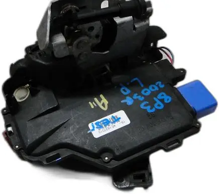 Audi A3 S3 8P Lock set 4E1837015