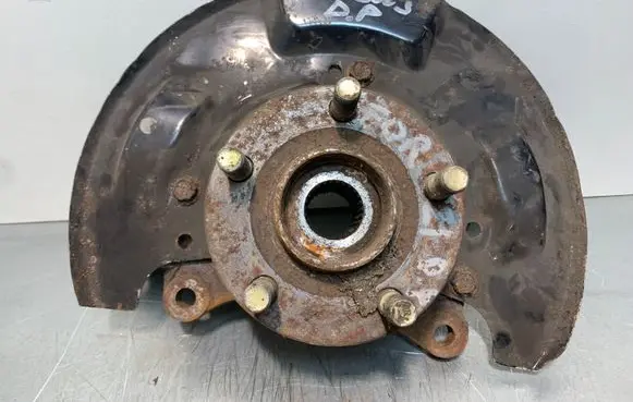 Subaru Forester SF Front wheel hub