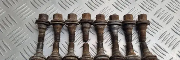 Peugeot 307 Nuts/bolts 