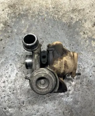 Volvo V70 Turbo 8653122 GT2052V