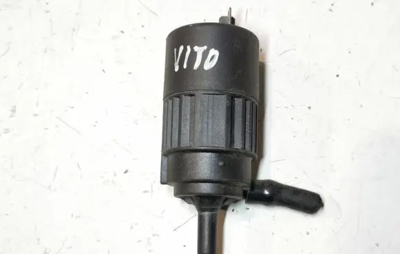 Mercedes-Benz Vito Viano W638 Windscreen/windshield washer pump