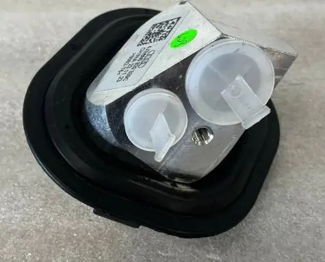 Audi A8 S8 D5 Air conditioning (A/C) expansion valve 4N0820339C