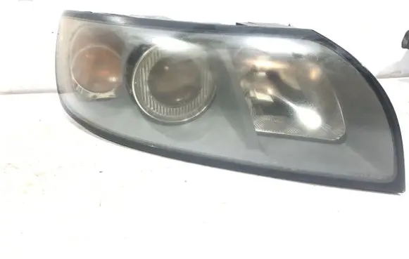 Volvo V50 Headlight/headlamp 30698649 0301198204