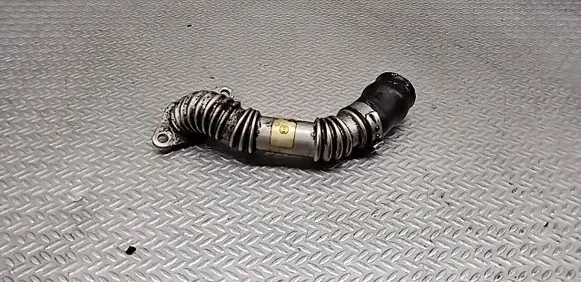 Audi A3 S3 A3 Sportback 8P Turbo turbocharger oiling pipe/hose 06F103213N