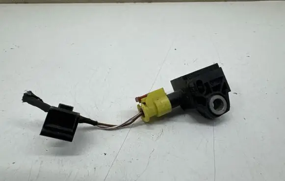 Audi A3 S3 8V Airbag deployment crash/impact sensor 5Q0959651B
