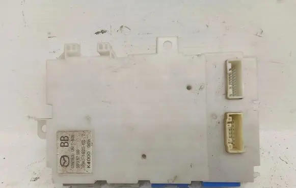 Mazda 3 II BSM Control unit BBP367560 VP9ALF14B205K00D