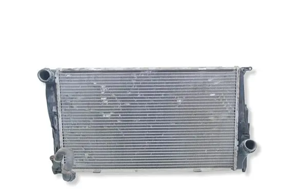 BMW 3 E92 E93 Coolant radiator 
