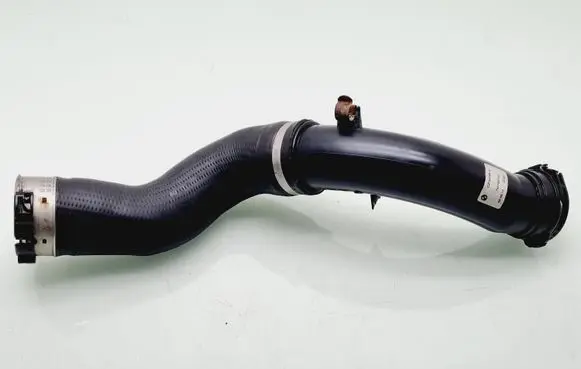 BMW 1 F20 F21 Intercooler hose/pipe 7597587