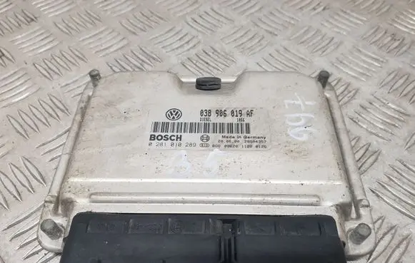 Volkswagen PASSAT B5 Engine control unit/module 038906019AF