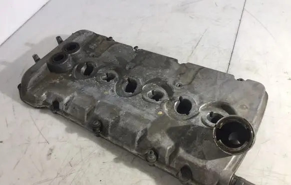Rocker cam cover