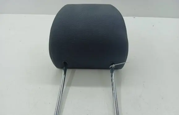 Mercedes-Benz B W245 Front seat headrest 