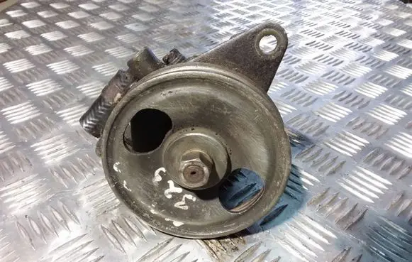 KIA Sephia Power steering pump K20332600