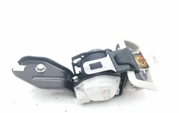 Mazda CX-7 Middle seatbelt (rear) AB052