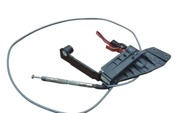 BMW 7 E65 E66 Gear shift cable linkage 7508773