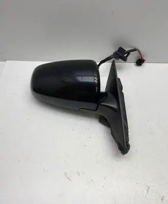 Audi A3 S3 A3 Sportback 8P Front door electric wing mirror E1010754