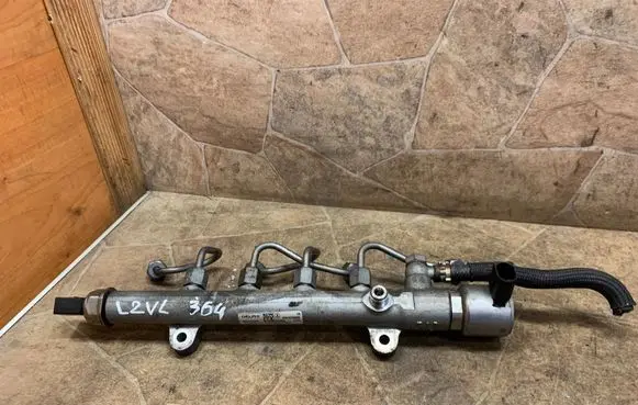 Mercedes-Benz C W204 Fuel main line pipe A6510700495