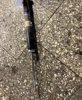 Toyota Avensis T270 Rear shock absorber/damper