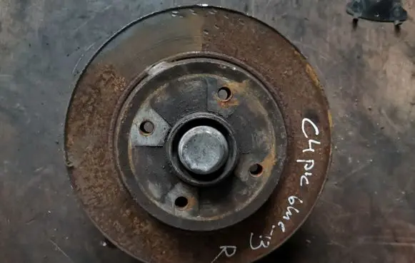 Citroen C4 I Picasso Rear wheel hub