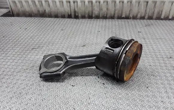 Mercedes-Benz Vito Viano W639 Piston 