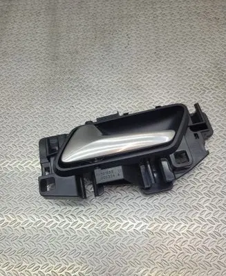 Opel Astra L Rear door interior handle 9820155380