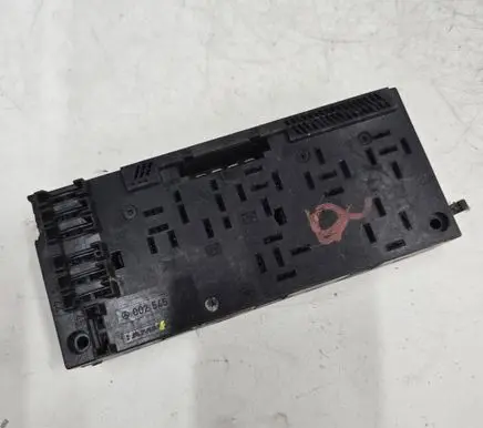 Mercedes-Benz E W210 Fuse box set 0025452701 29675231
