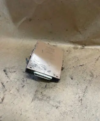 Toyota Prius (XW20) Gateway control module 8911147050 2324005290