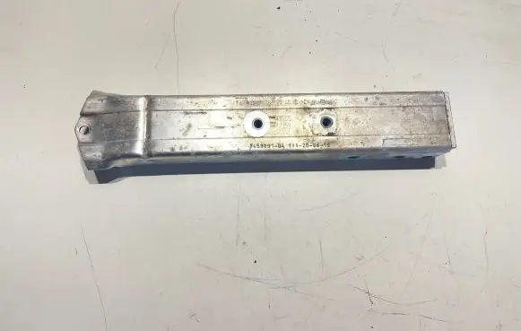 BMW 1 F40 Front bumper shock/impact absorber 7459891