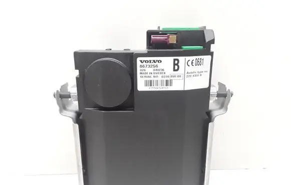 Volvo V50 Phone control unit/module 8673256