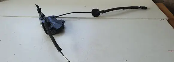 Renault Captur Front door lock