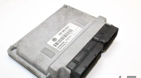 Volkswagen Polo Engine control unit/module 5WP40298 03D906033F