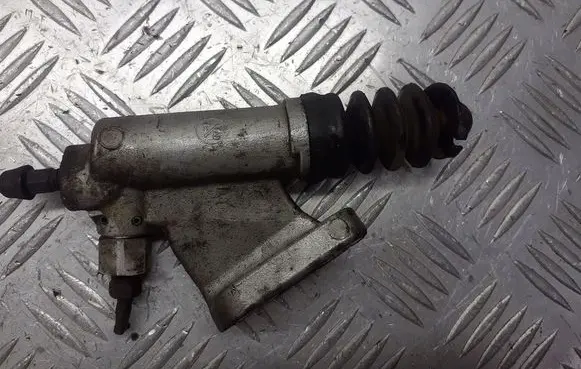 Honda Accord Clutch release bearing slave cylinder 